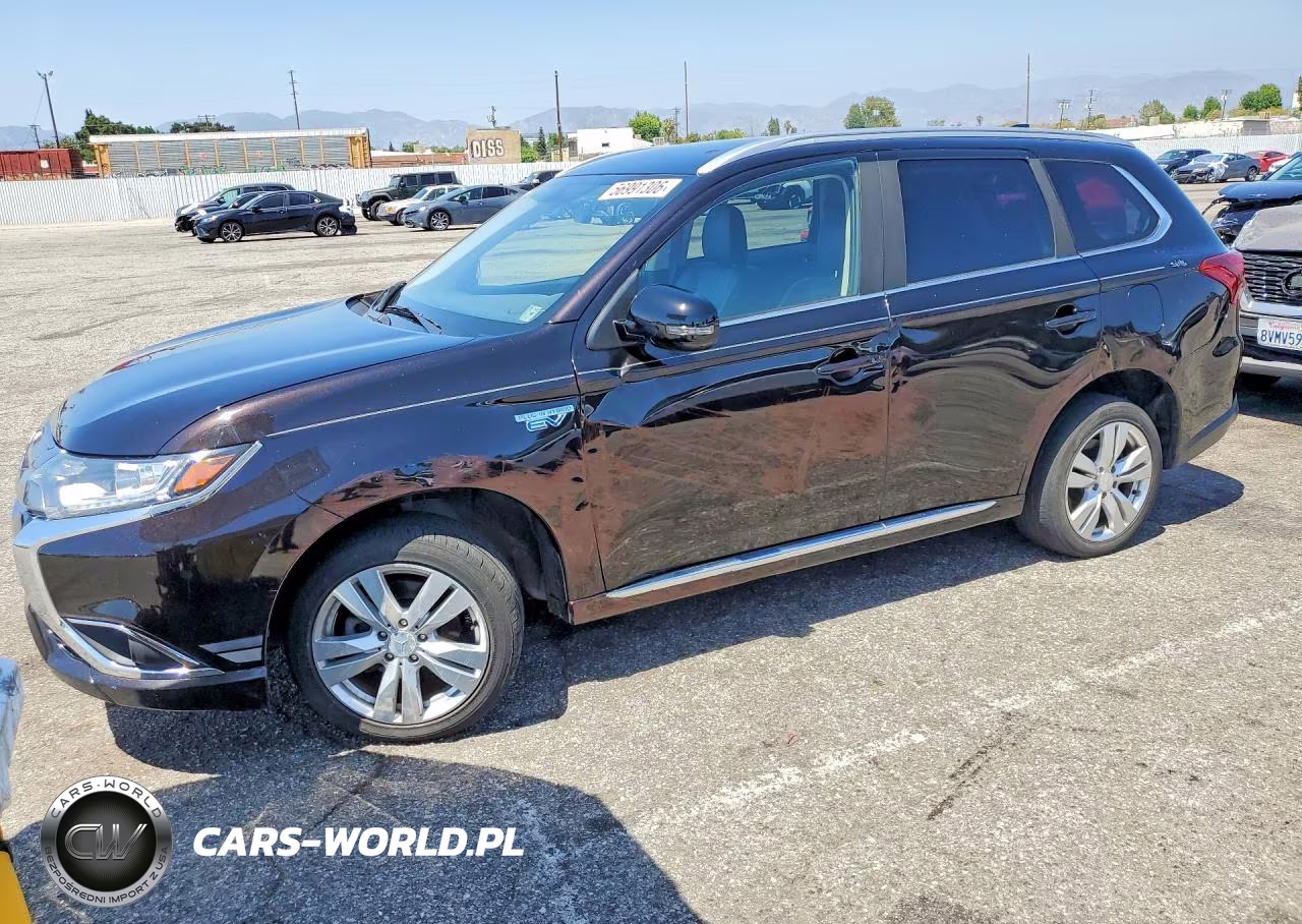 2018 Mitsubishi Outlander Se – zdjęcie 1 z 13