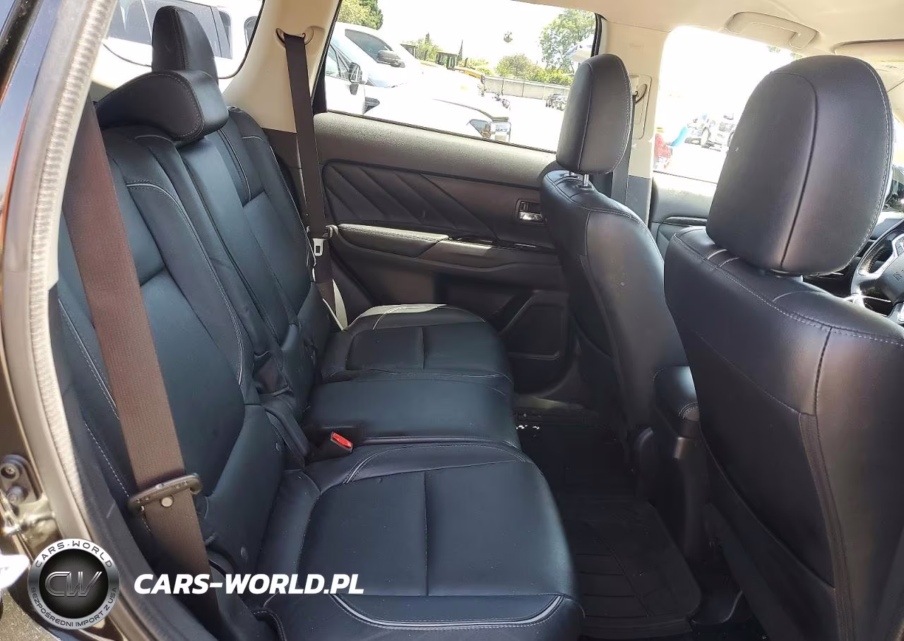 2018 Mitsubishi Outlander Se VIN:JA4J24A53JZ054268 - 11