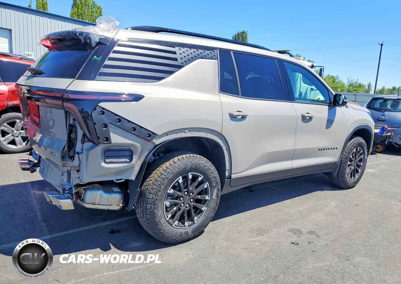 2026 Chevrolet Traverse Z71 VIN:1GNEVJKS3TJ314212 - 3