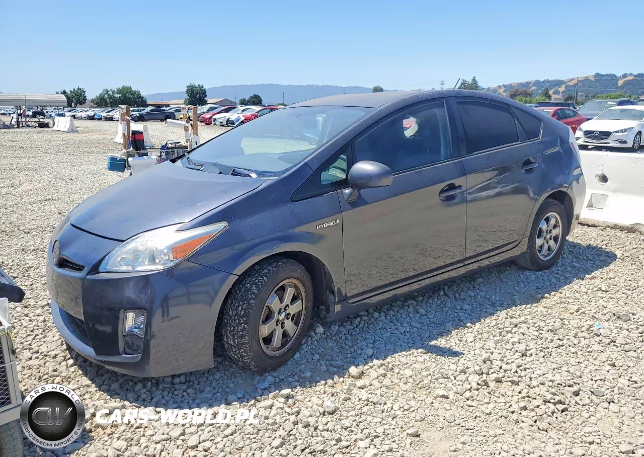 2011 Toyota Prius Two