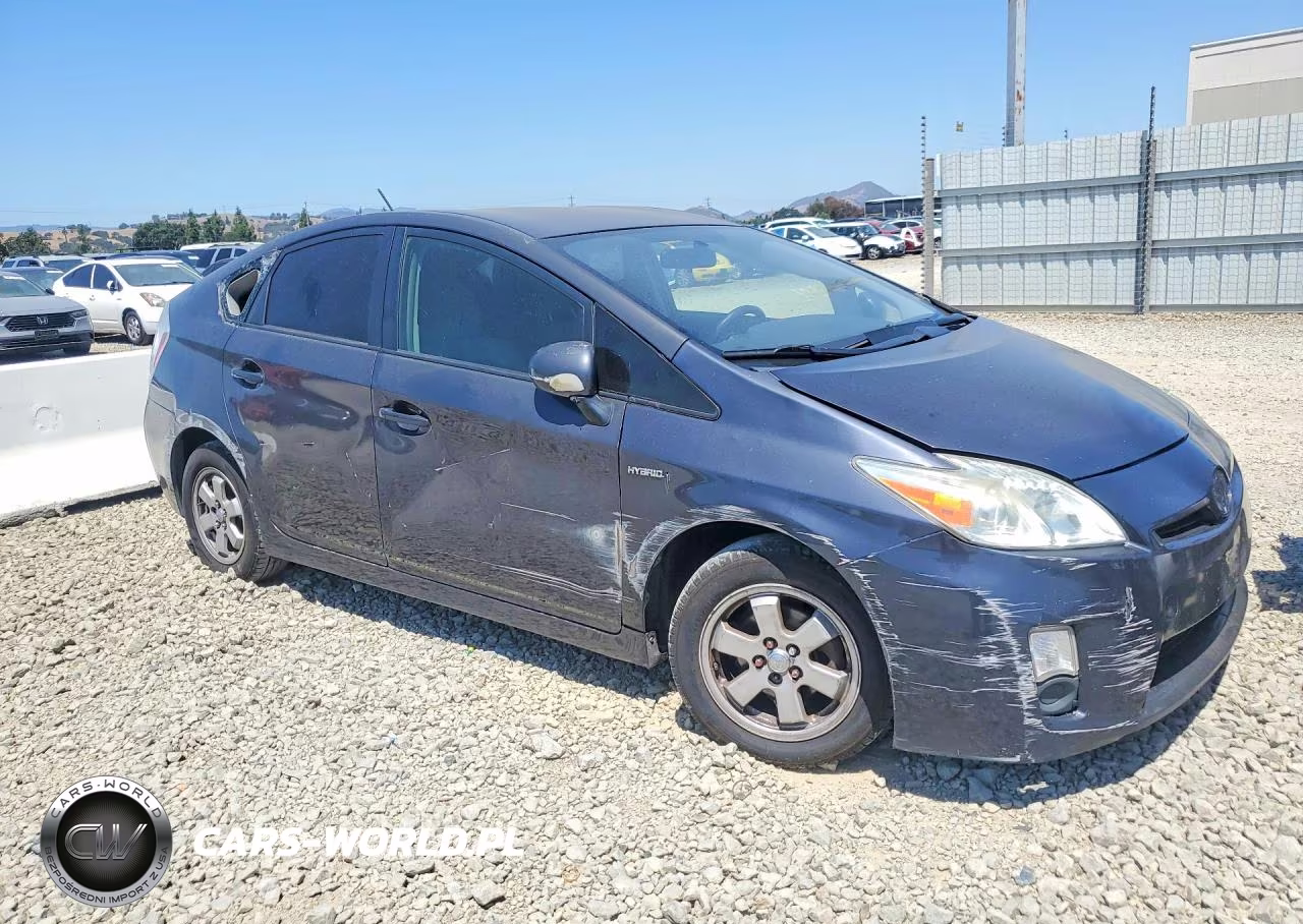 2011 Toyota Prius Two VIN:JTDKN3DU5B0325058 - 4