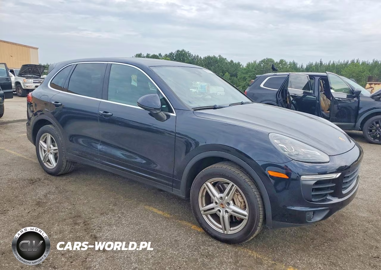 2017 Porsche Cayenne S VIN:WP1AB2A25HLA51108 - 4