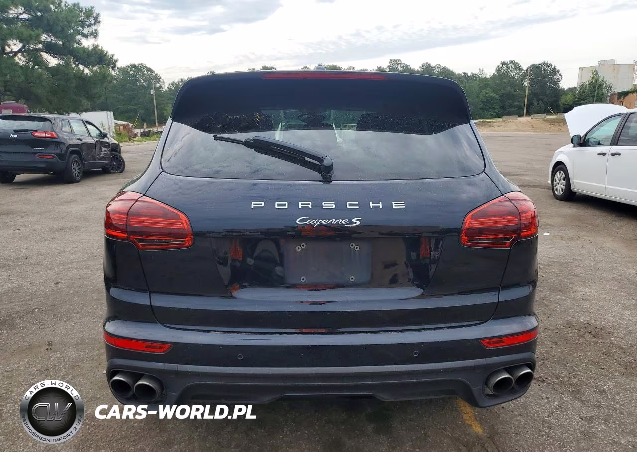 2017 Porsche Cayenne S VIN:WP1AB2A25HLA51108 - 6