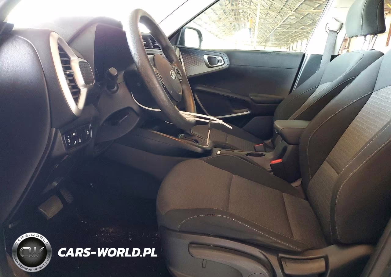 2020 Kia Soul S VIN:KNDJ23AU0L7720668 - 7