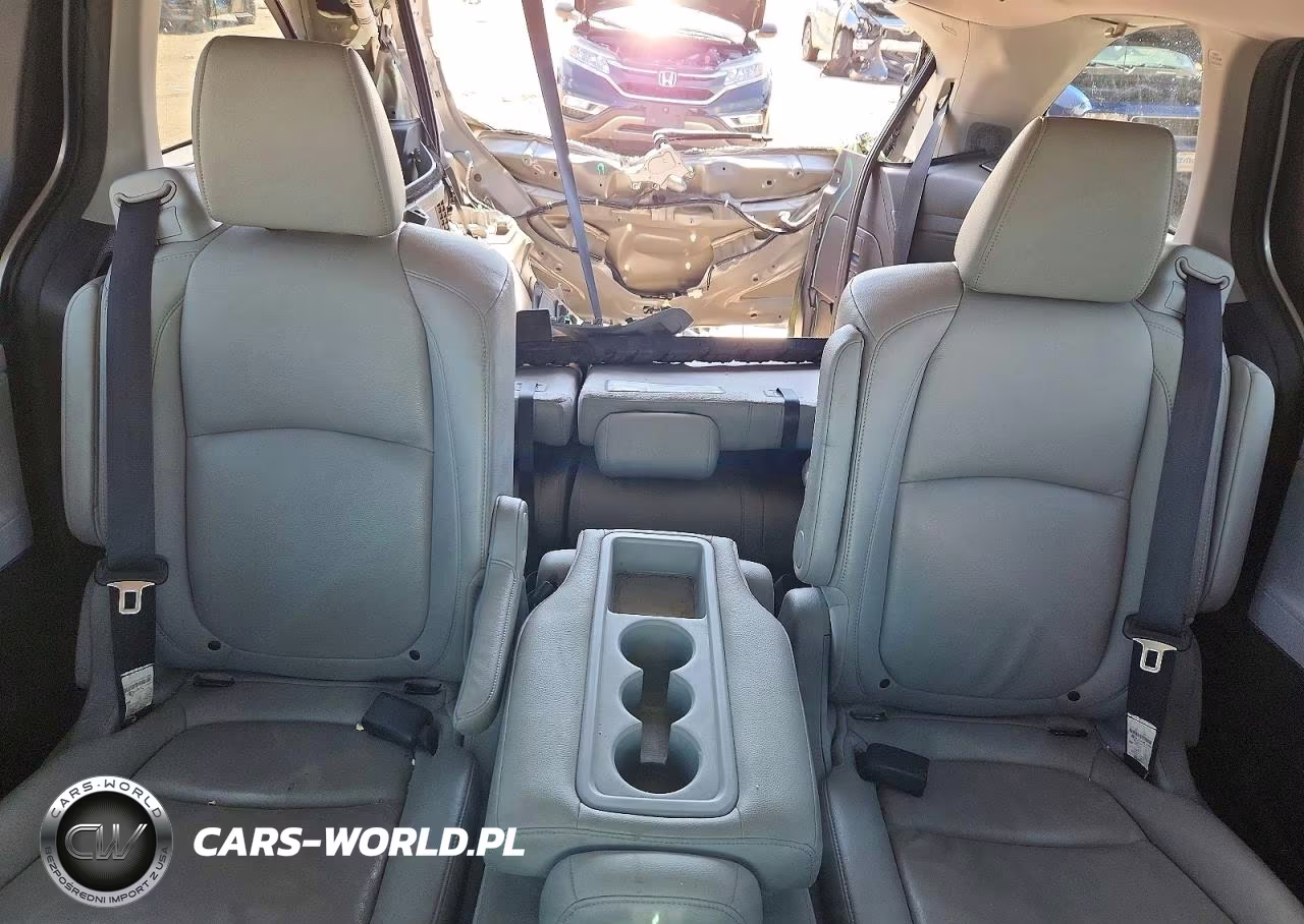 2019 Honda Odyssey Elite VIN:5FNRL6H9XKB101328 - 10