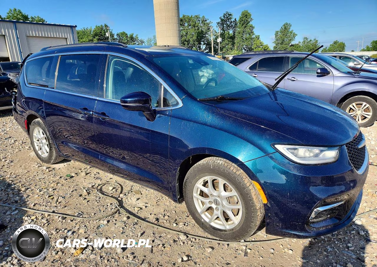 2022 Chrysler Pacifica Touring L VIN:2C4RC1BG0NR128511 - 4