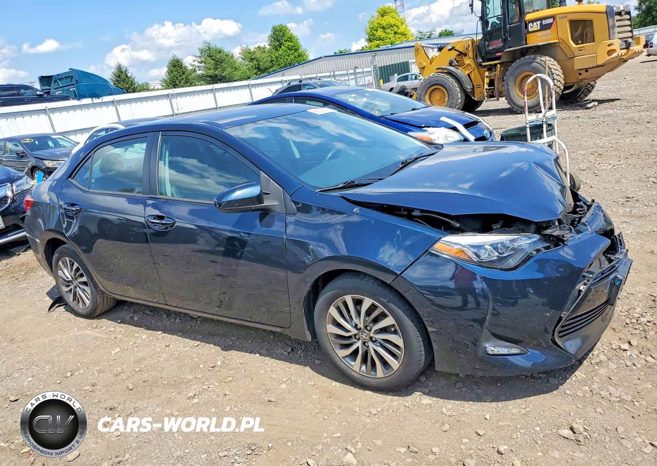 2019 Toyota Corolla Xle VIN:2T1BURHE4KC135931 - 4