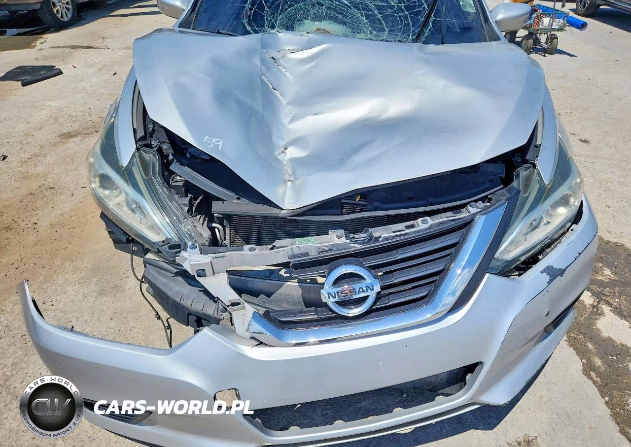 2018 Nissan Altima 2.5 S VIN:1N4AL3AP7JC105021 - 11