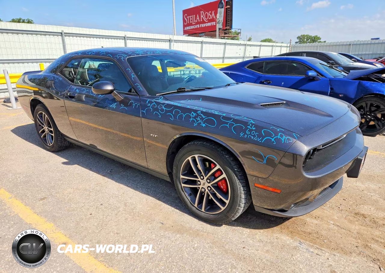 2018 Dodge Challenger Gt VIN:2C3CDZGGXJH143452 - 4