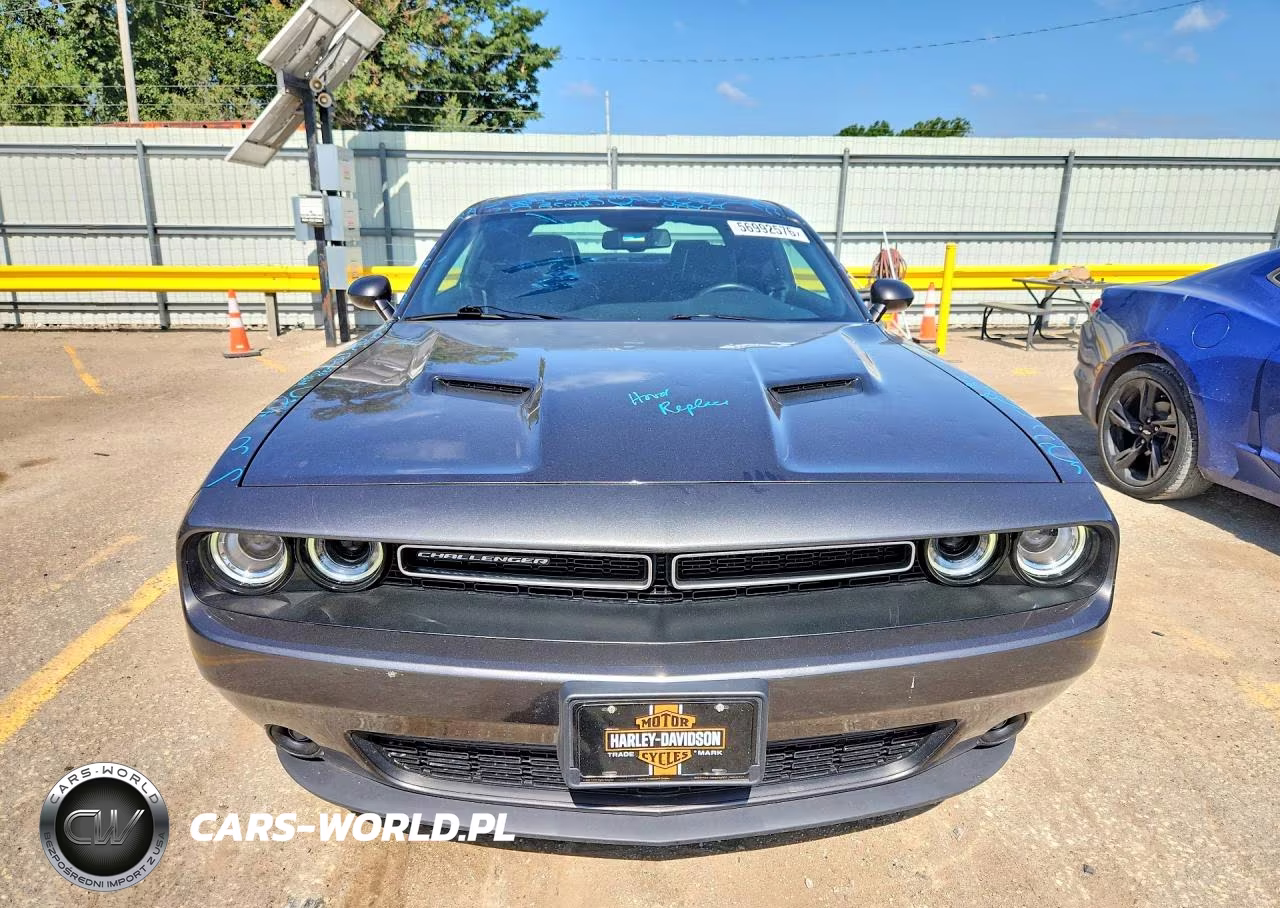 2018 Dodge Challenger Gt VIN:2C3CDZGGXJH143452 - 5