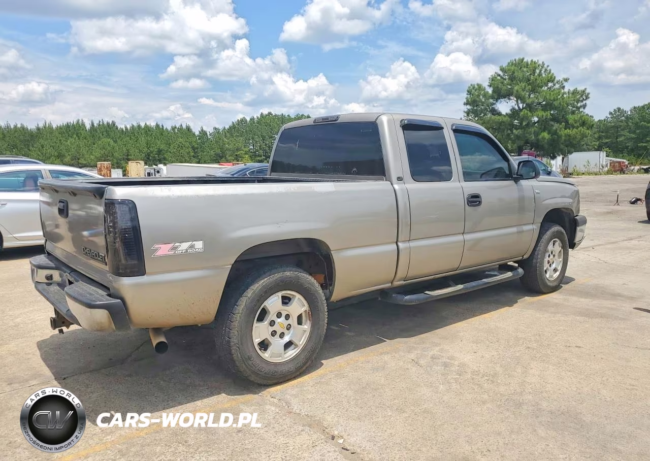 2003 Chevrolet Silverado K1500 VIN:1GCEK19T63E234315 - 3