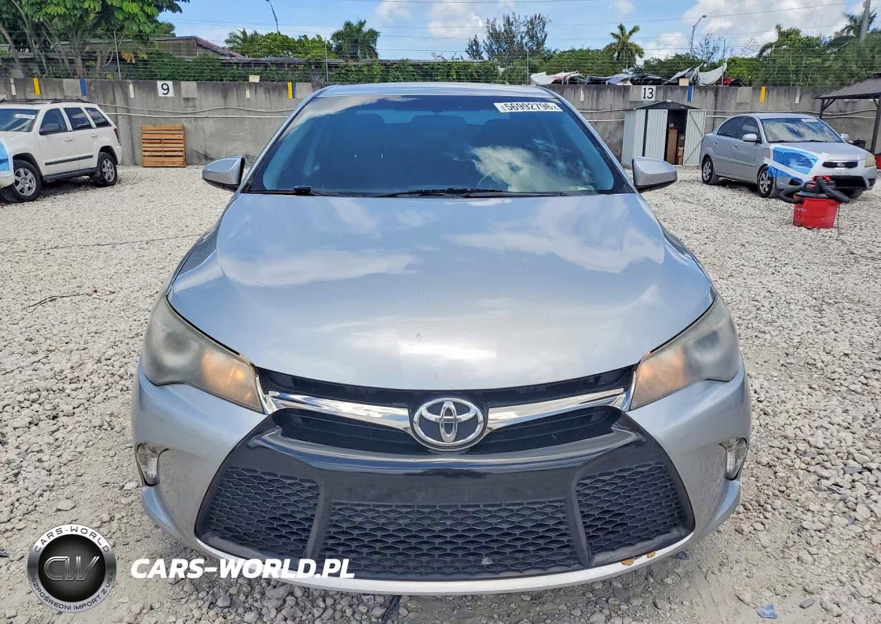 2017 Toyota Camry Se VIN:4T1BF1FK5HU431729 - 5