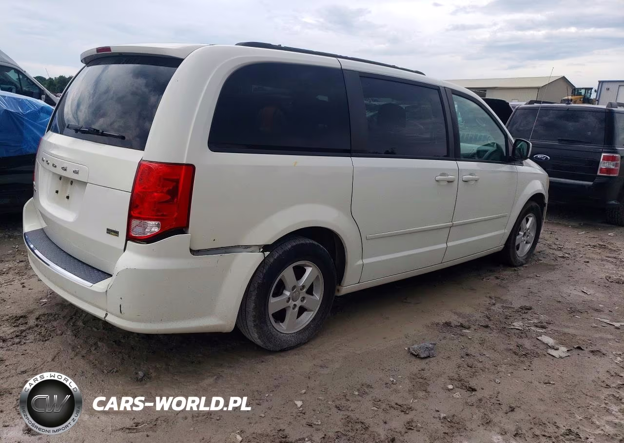 2011 Dodge Grand Caravan Express VIN:2D4RN3DG0BR637581 - 3