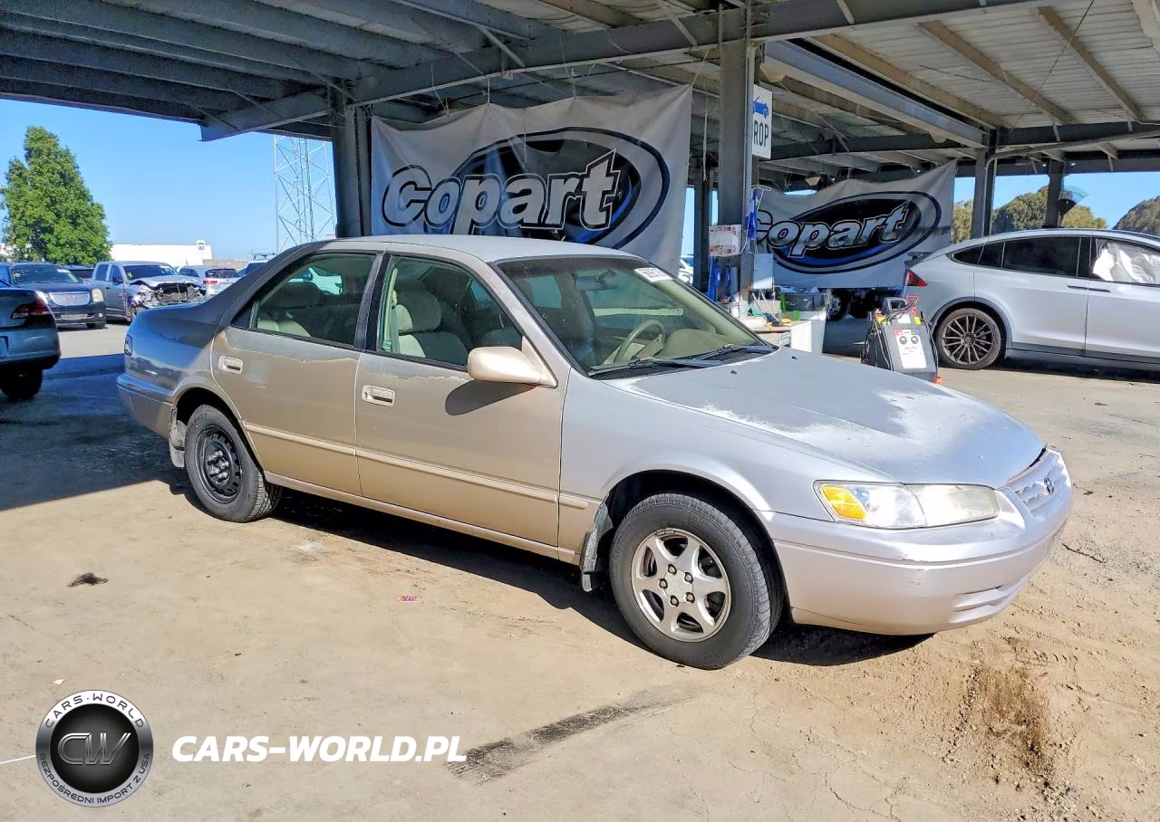 1997 Toyota Camry Le VIN:4T1BG22K4VU116733 - 4