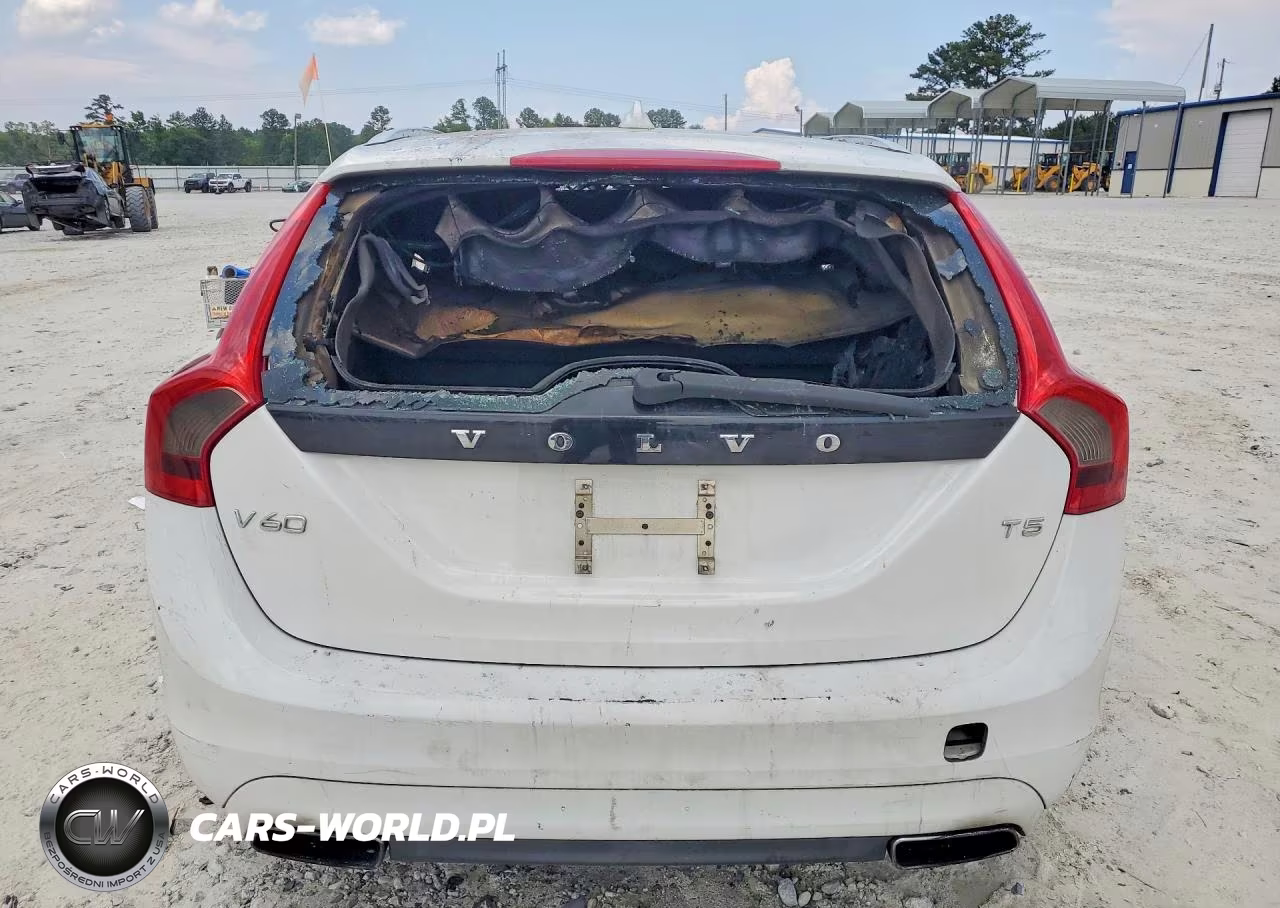 2015 Volvo V60 Premier VIN:YV126MEB7F1200752 - 6