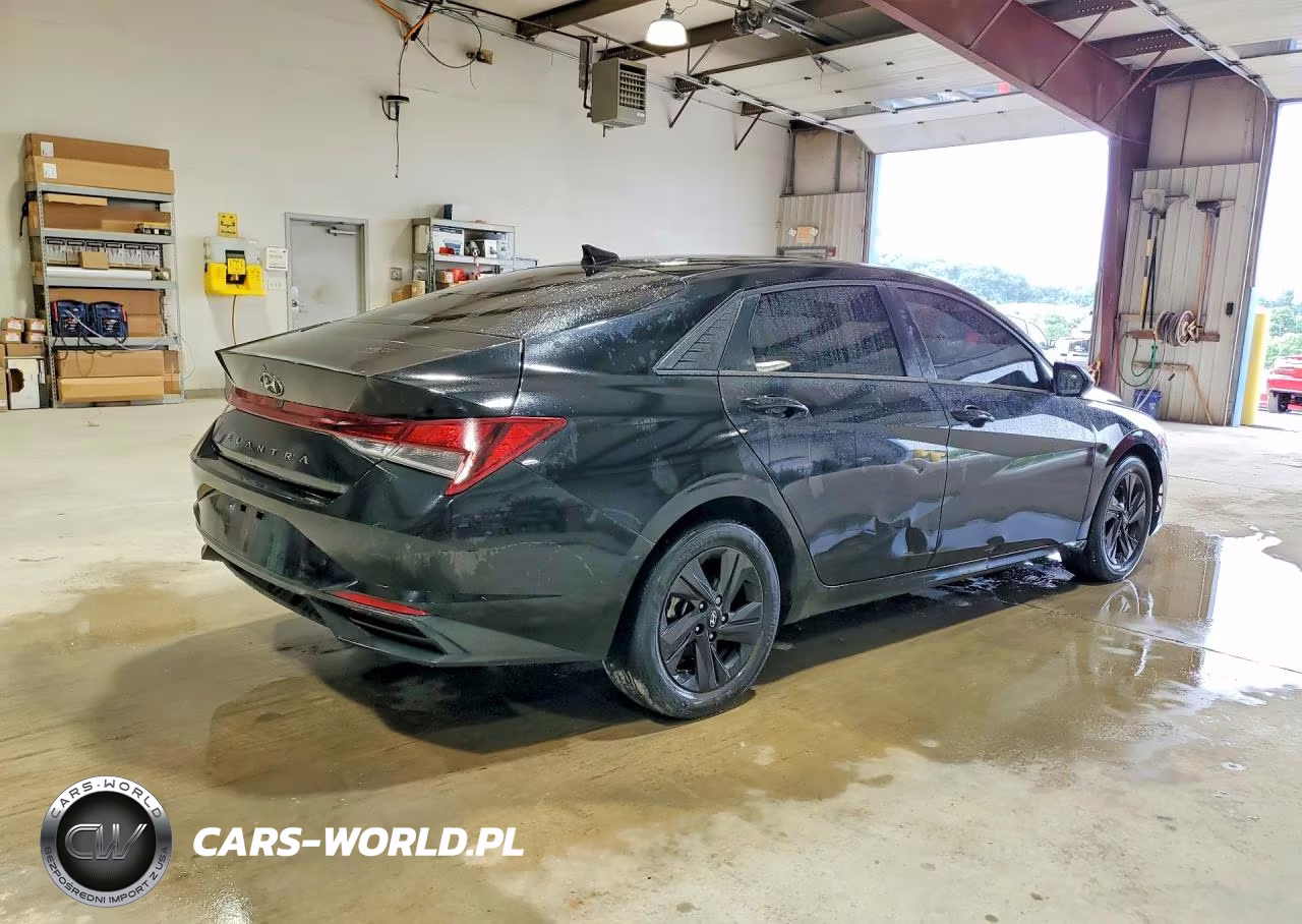 2022 Hyundai Elantra Sel VIN:5NPLS4AG6NH059106 - 3