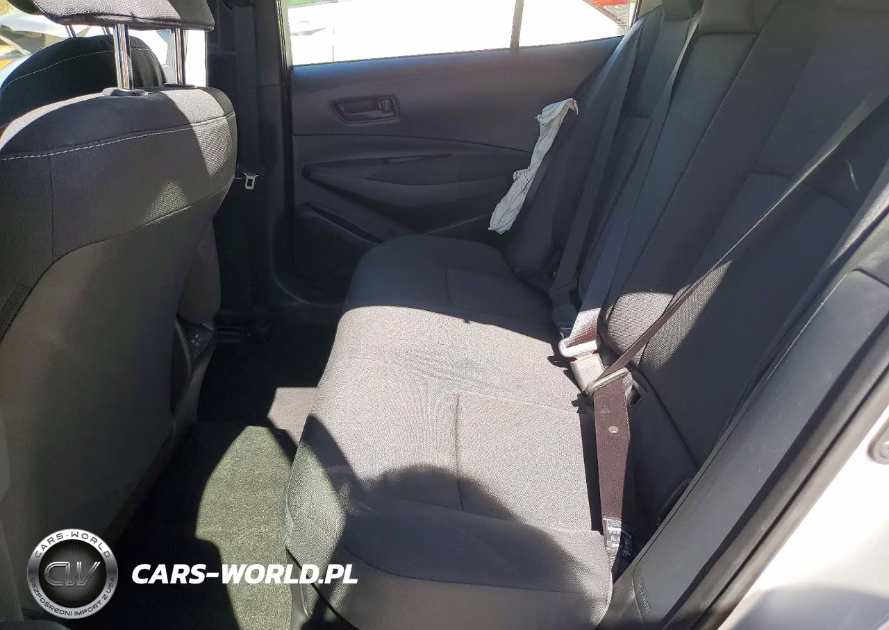 2026 Toyota Corolla Hybrid Le VIN:JTDBCMFE8T3123042 - 10