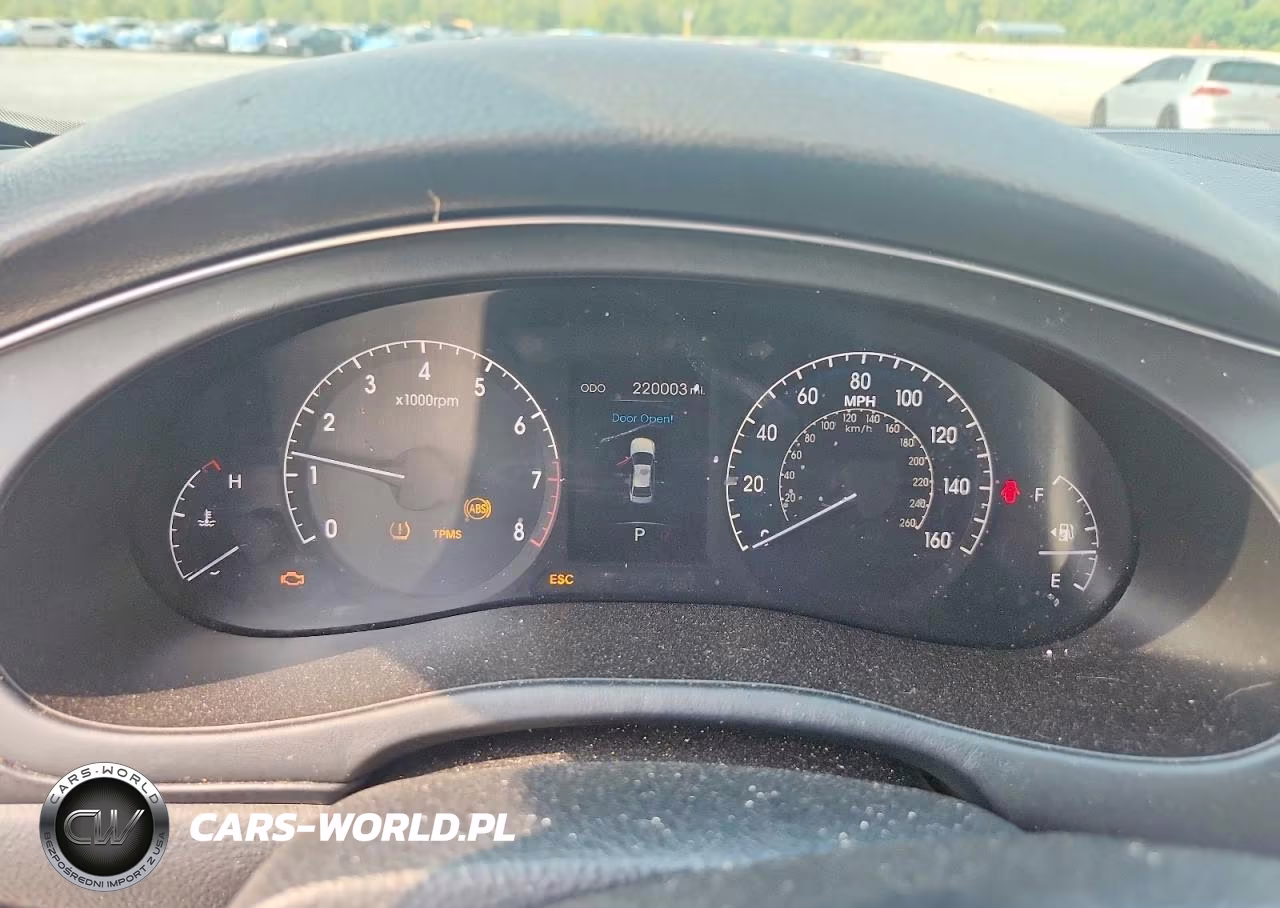 2012 Hyundai Genesis 3.8L VIN:KMHGC4DD1CU177630 - 9
