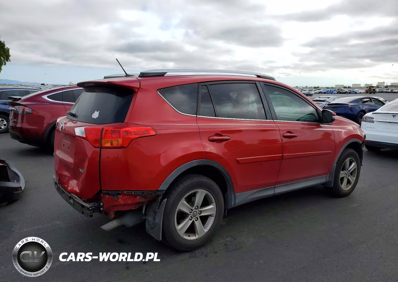 2015 Toyota Rav4 Xle VIN:2T3WFREV9FW181539 - 3