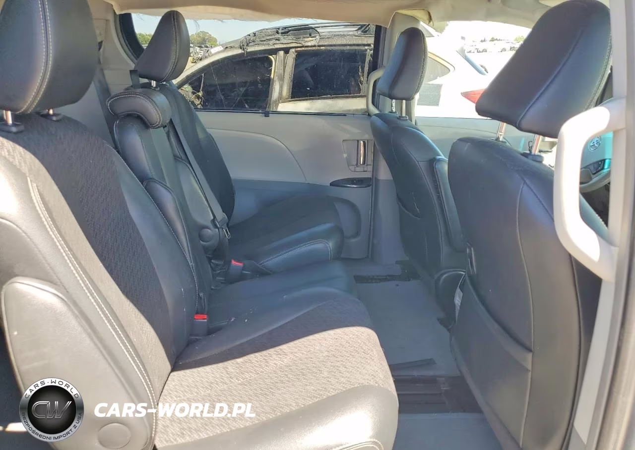 2014 Toyota Sienna Sport VIN:5TDXK3DC9ES470675 - 11