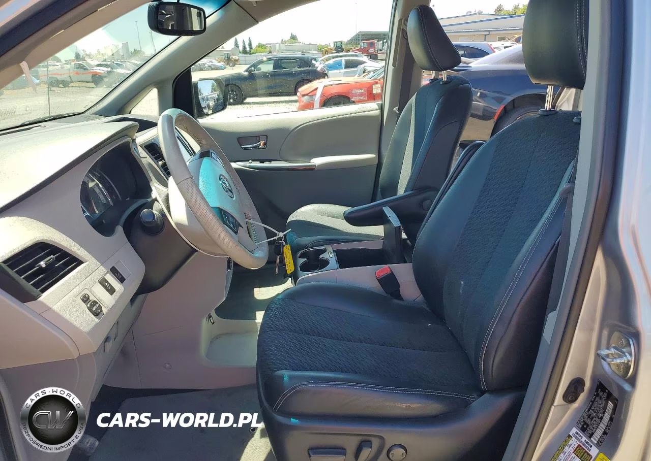 2014 Toyota Sienna Sport VIN:5TDXK3DC9ES470675 - 7