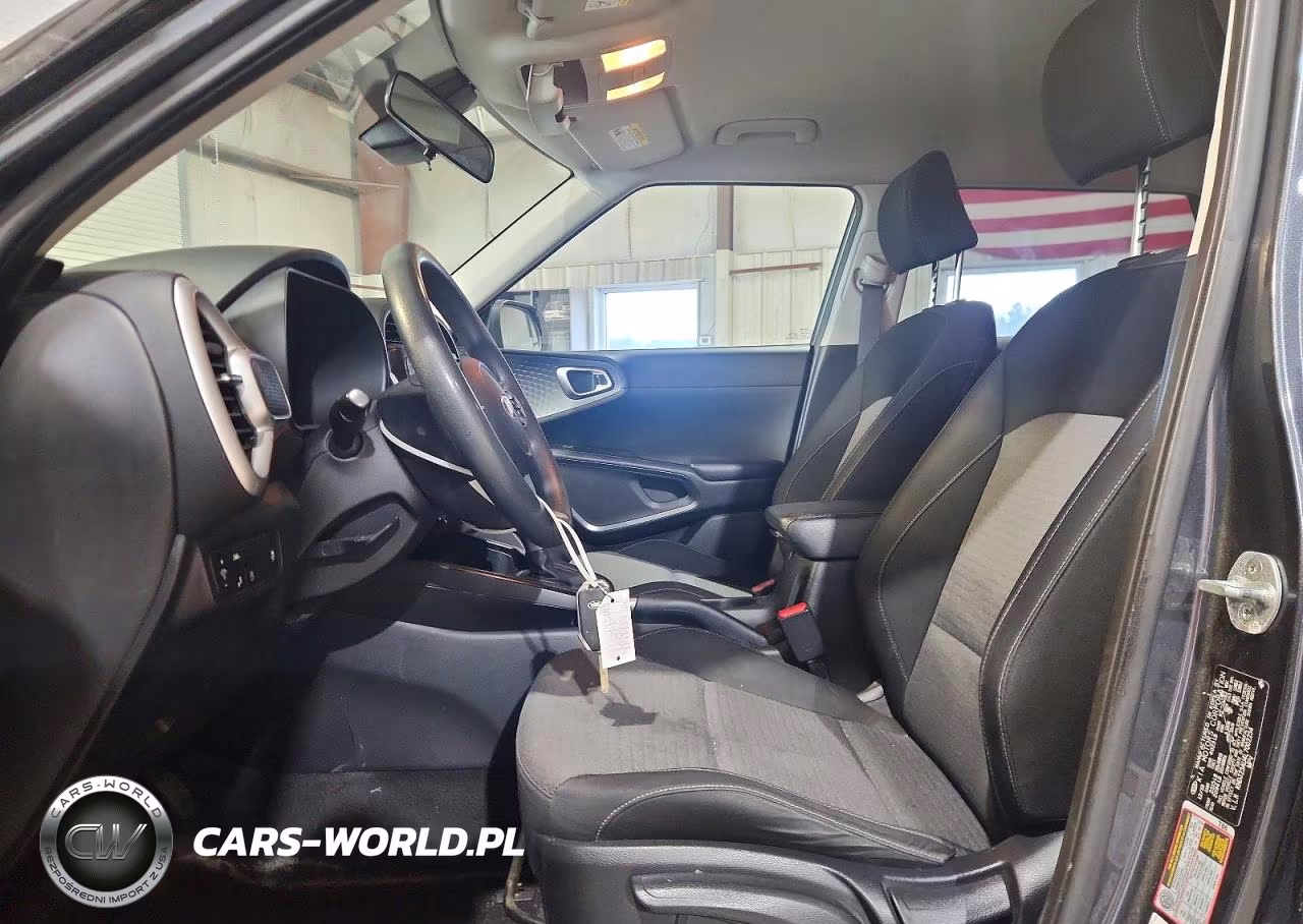 2020 Kia Soul S VIN:KNDJ23AU4L7002234 - 7