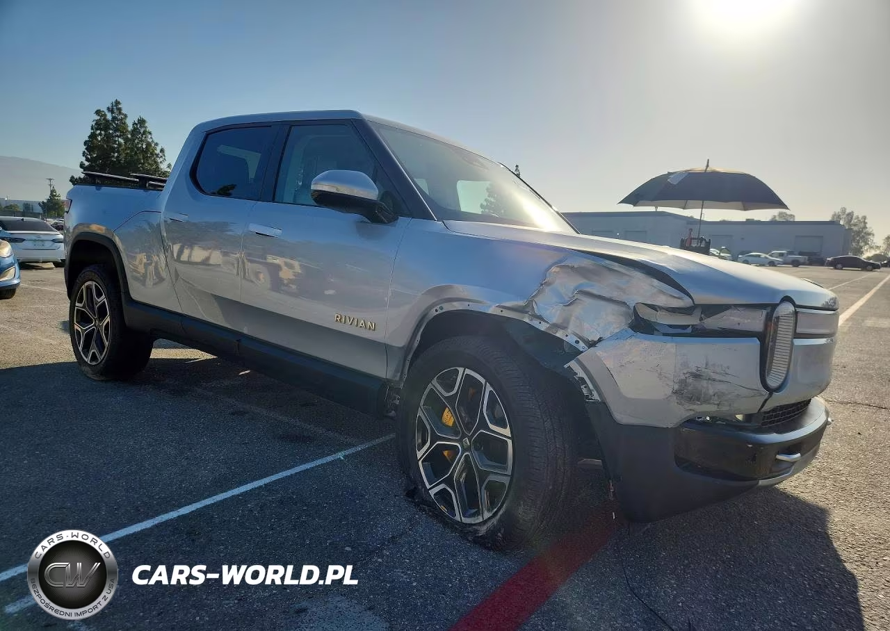 2022 Rivian R1T Adventure VIN:7FCTGAAA2NN011852 - 4