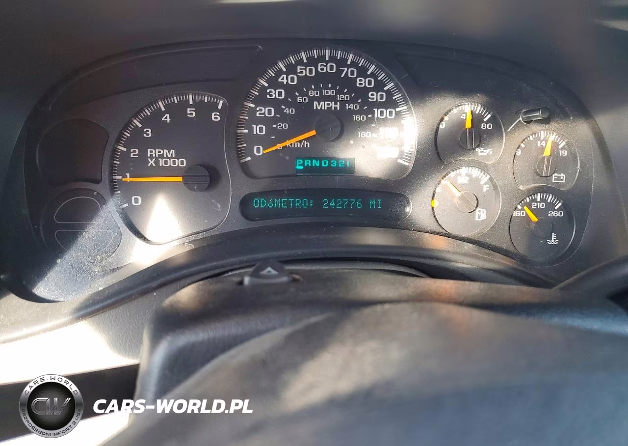 2004 Chevrolet Silverado C1500 VIN:2GCEC19V741191007 - 9
