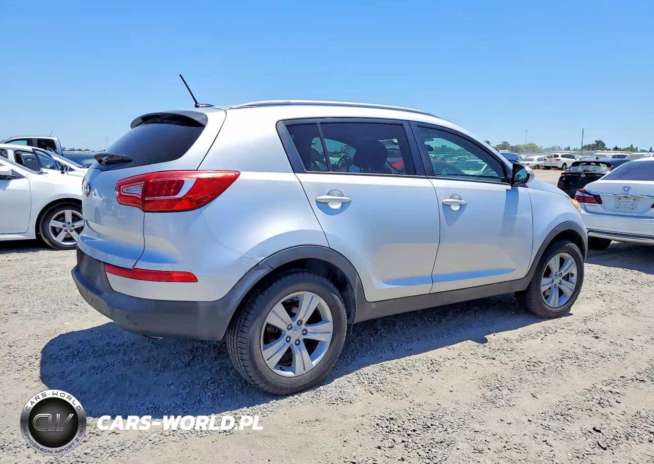 2013 Kia Sportage Lx VIN:KNDPB3A21D7373409 - 3