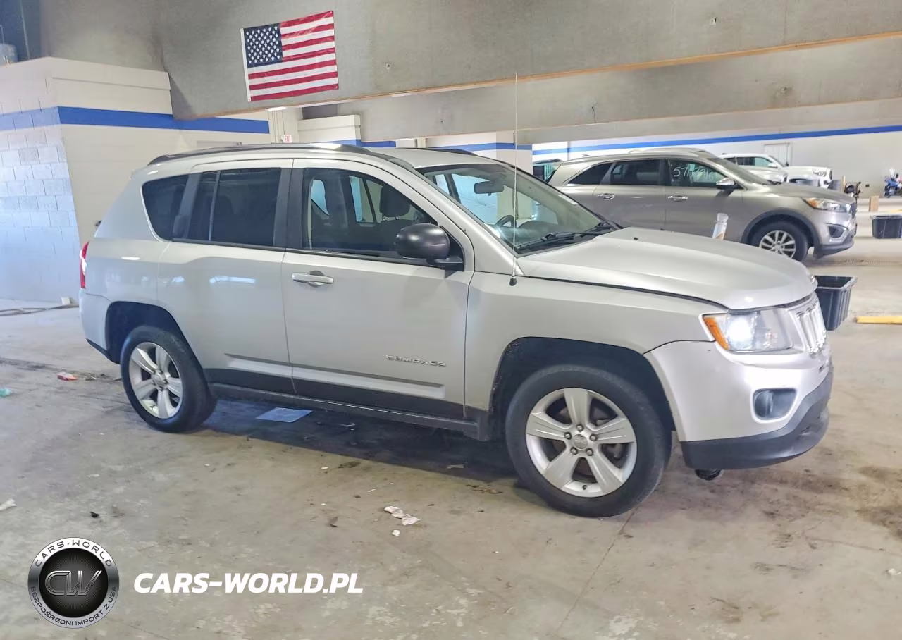 2012 Jeep Compass Sport VIN:1C4NJCBA7CD610548 - 4