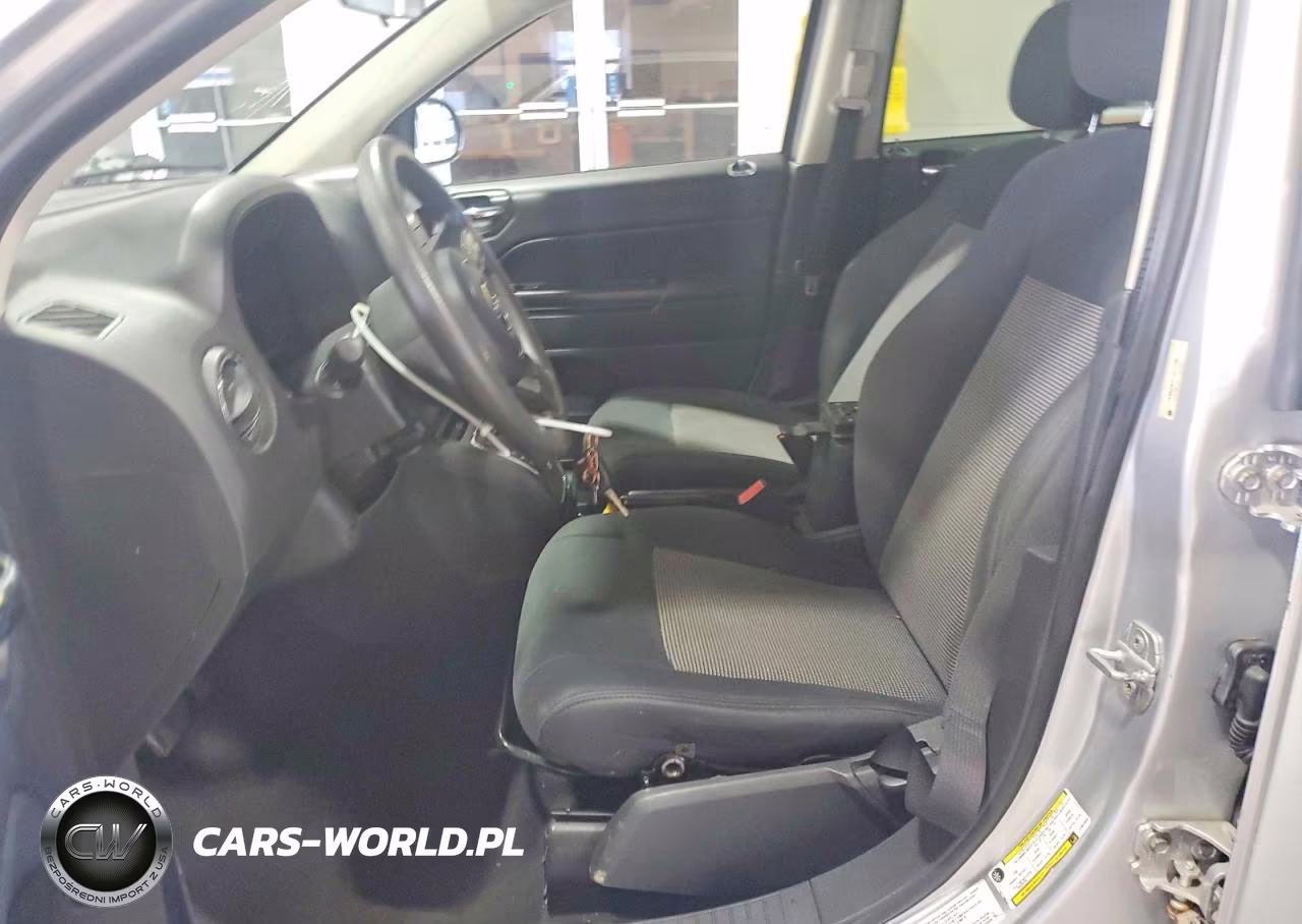 2012 Jeep Compass Sport VIN:1C4NJCBA7CD610548 - 7