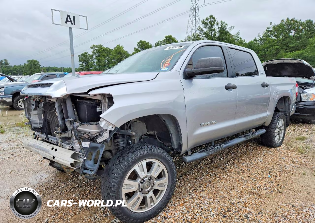 2015 Toyota Tundra Crewmax Sr5