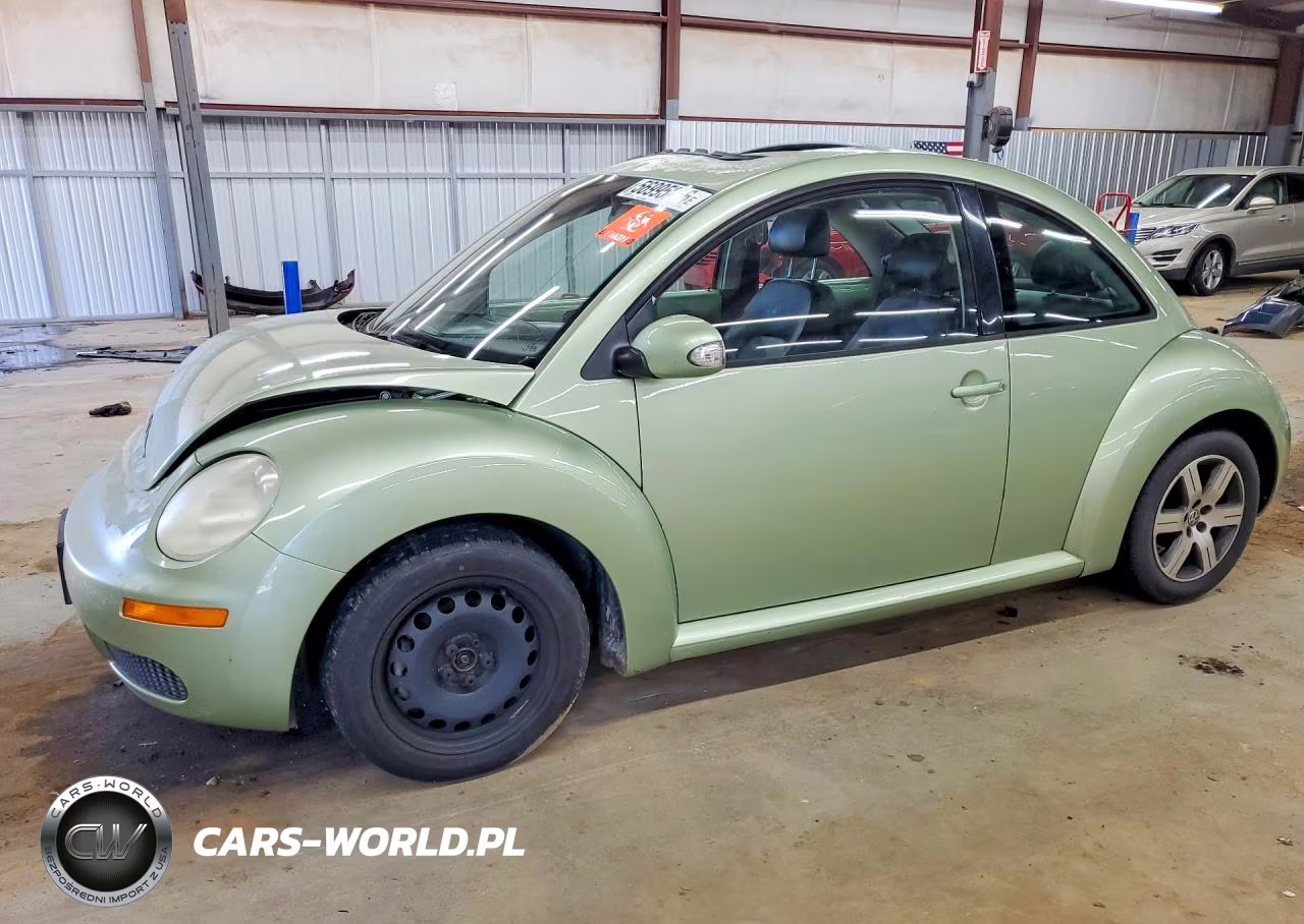 2006 Volkswagen New Beetle 2.5L Option Package 1