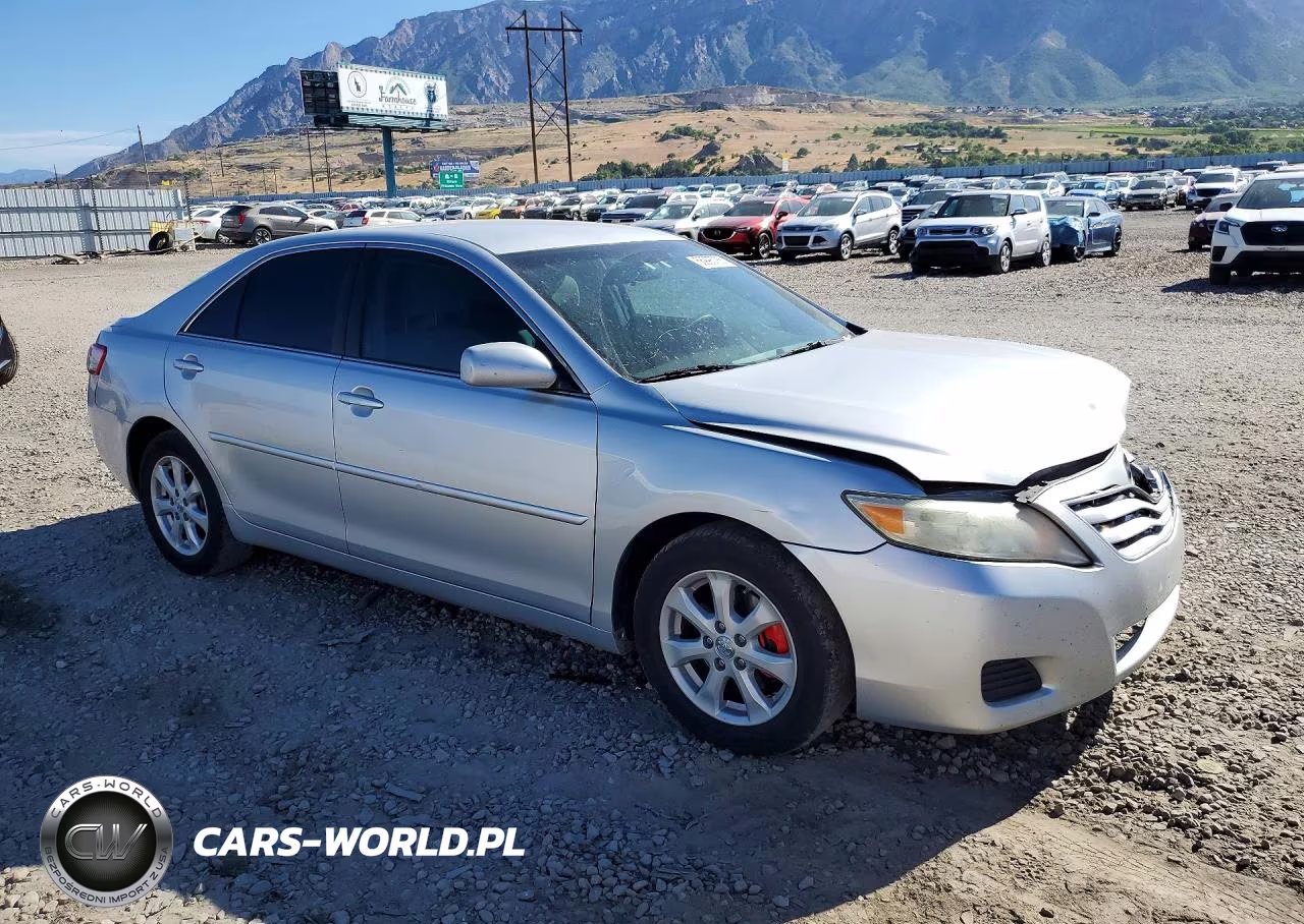 2010 Toyota Camry Le V6 VIN:4T1BK3EK3AU099112 - 4