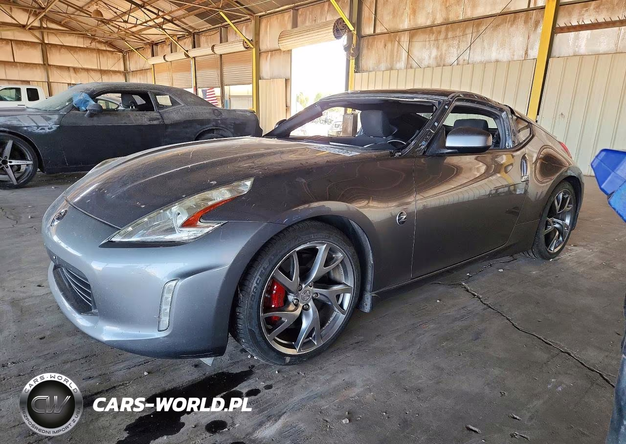 2015 Nissan 370Z Sport