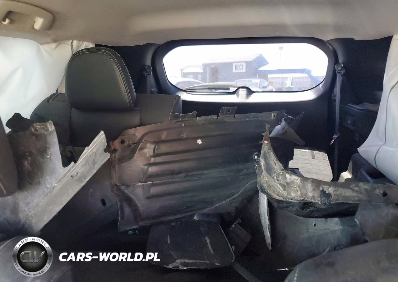 2023 Mitsubishi Outlander Sel VIN:JA4T5VA98PZ038018 - 10