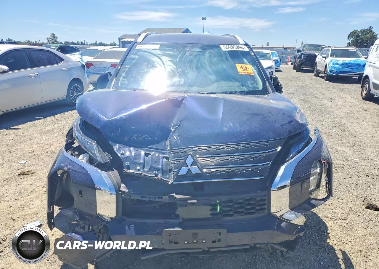 2023 Mitsubishi Outlander Sel VIN:JA4T5VA98PZ038018 - 5