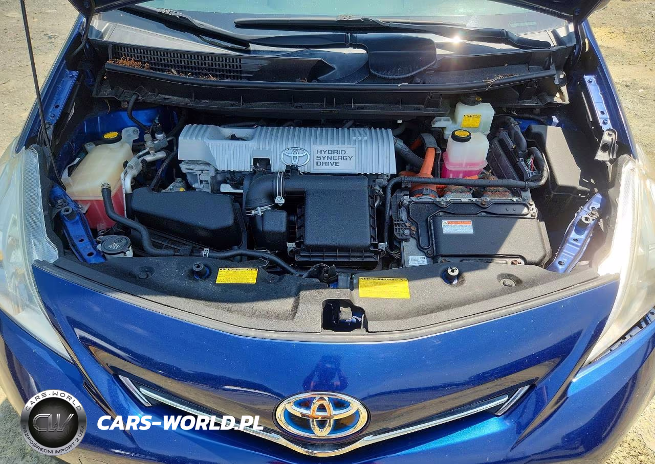 2014 Toyota Prius V Three VIN:JTDZN3EU8E3336913 - 11
