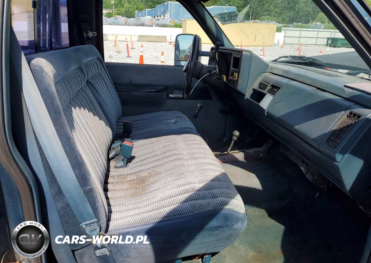 1990 Chevrolet Gmt-400 K2500 VIN:1GCGK24K2LE238908 - 10