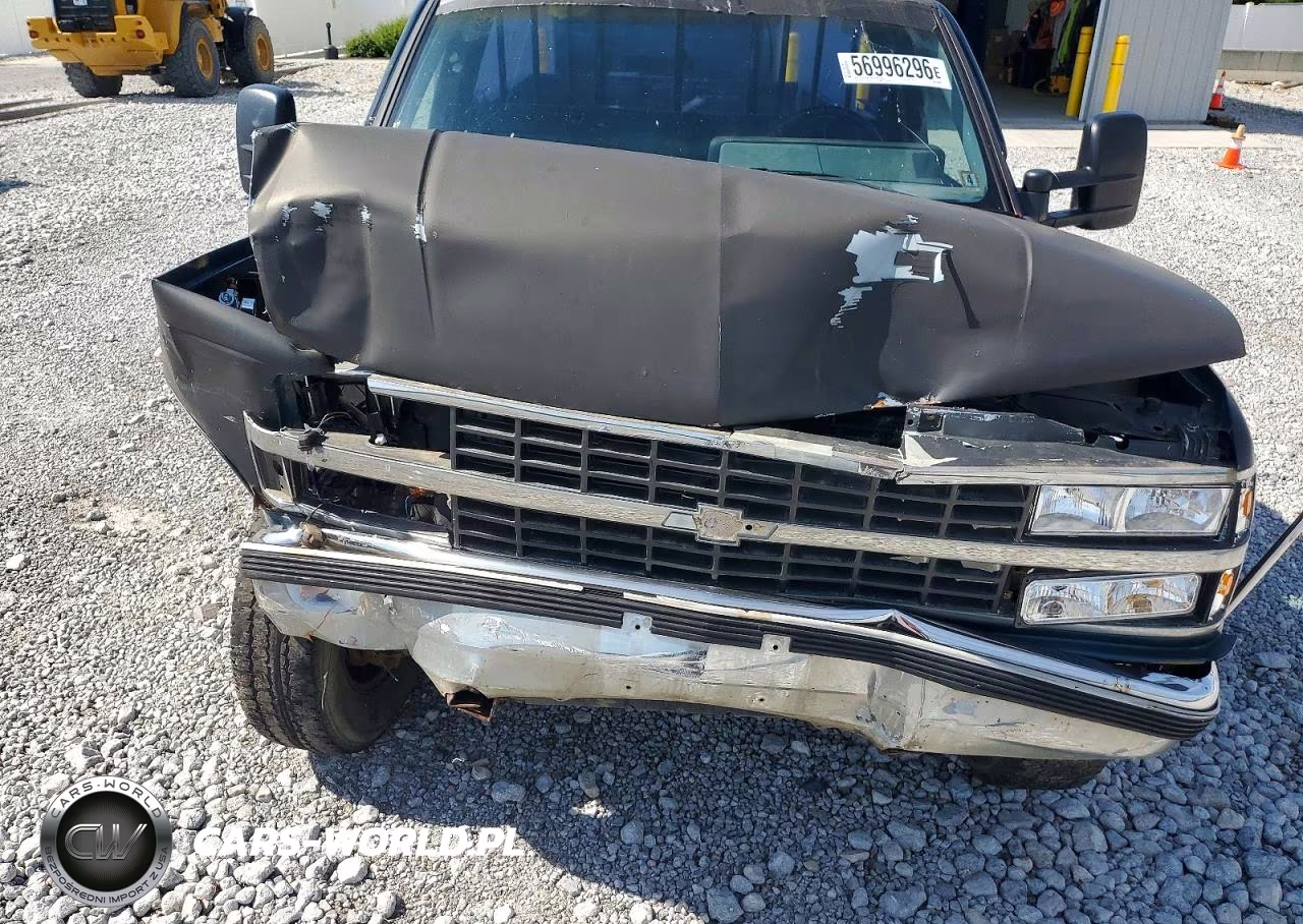 1990 Chevrolet Gmt-400 K2500 VIN:1GCGK24K2LE238908 - 11