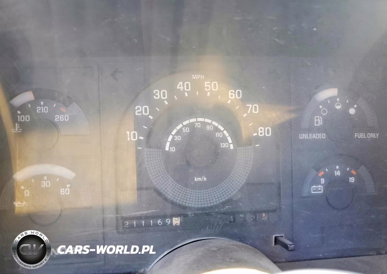 1990 Chevrolet Gmt-400 K2500 VIN:1GCGK24K2LE238908 - 9