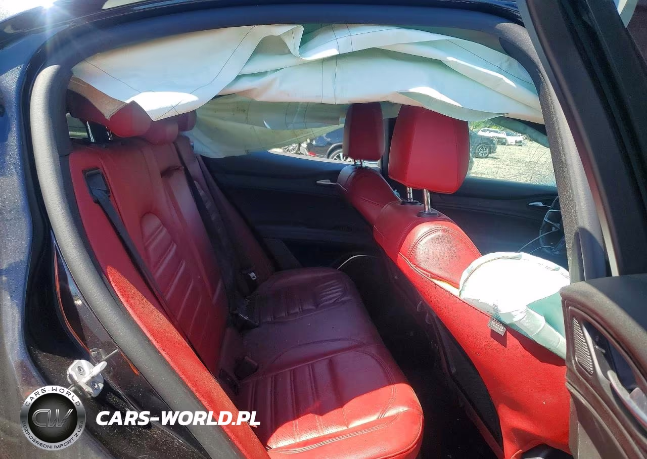 2022 Alfa Romeo Stelvio VIN:ZASPAKAN9N7D30629 - 11