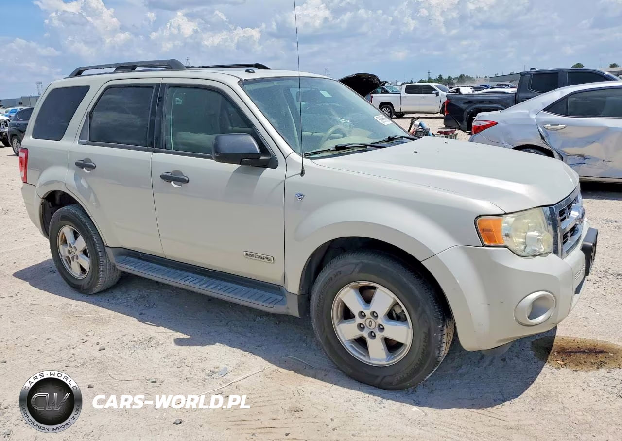 2008 Ford Escape Xlt VIN:1FMCU03138KE80925 - 4