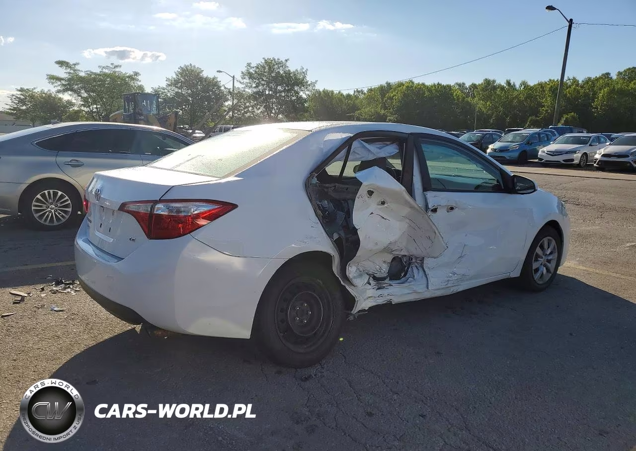 2014 Toyota Corolla Le VIN:2T1BURHE8EC049767 - 3