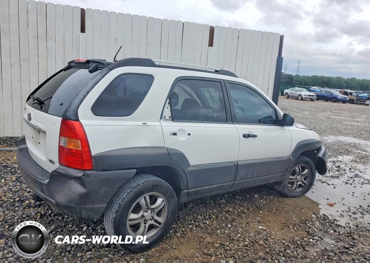 2007 Kia Sportage Lx VIN:KNDJF723X77311519 - 3