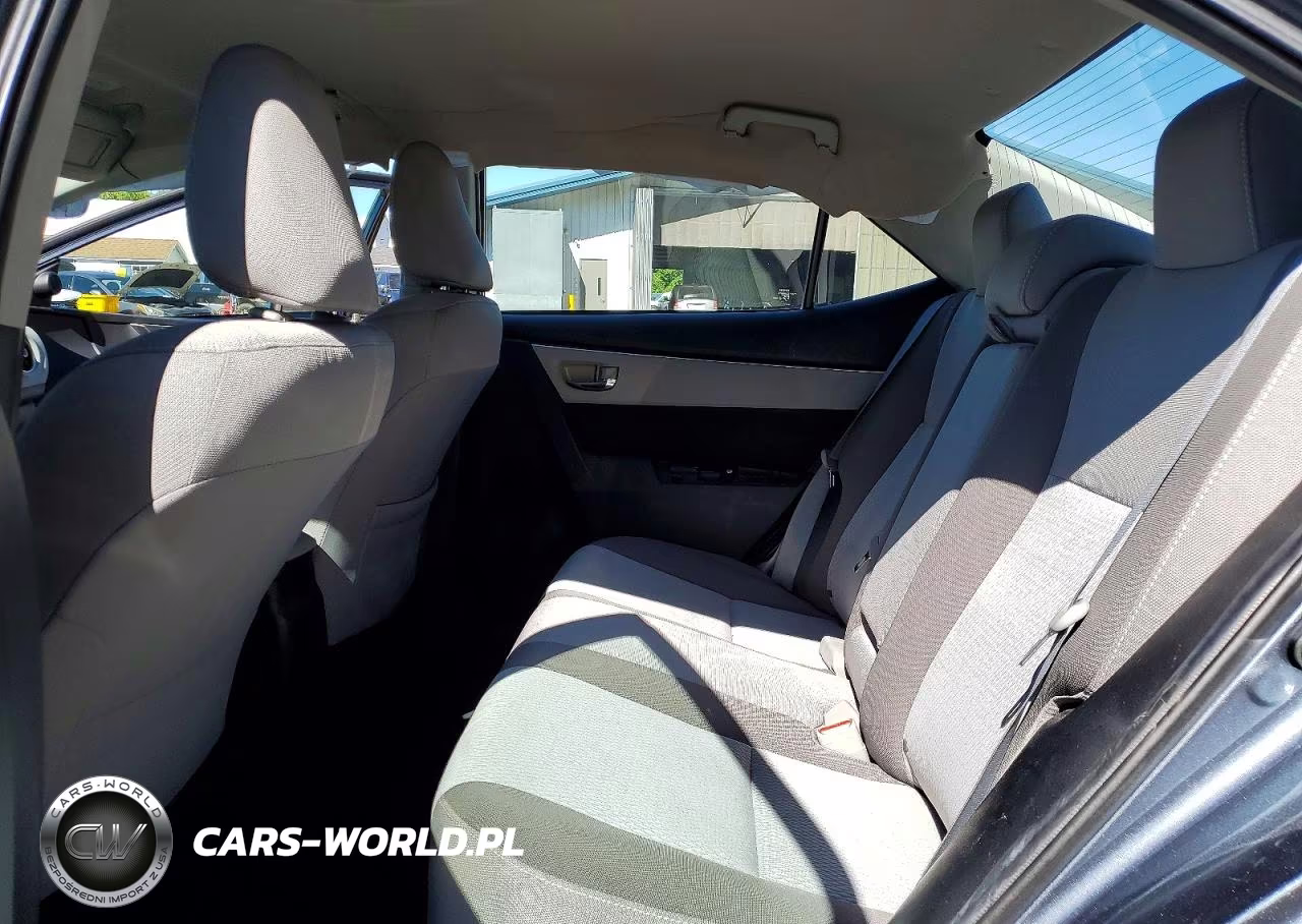 2018 Toyota Corolla Le VIN:2T1BURHE6JC982979 - 10