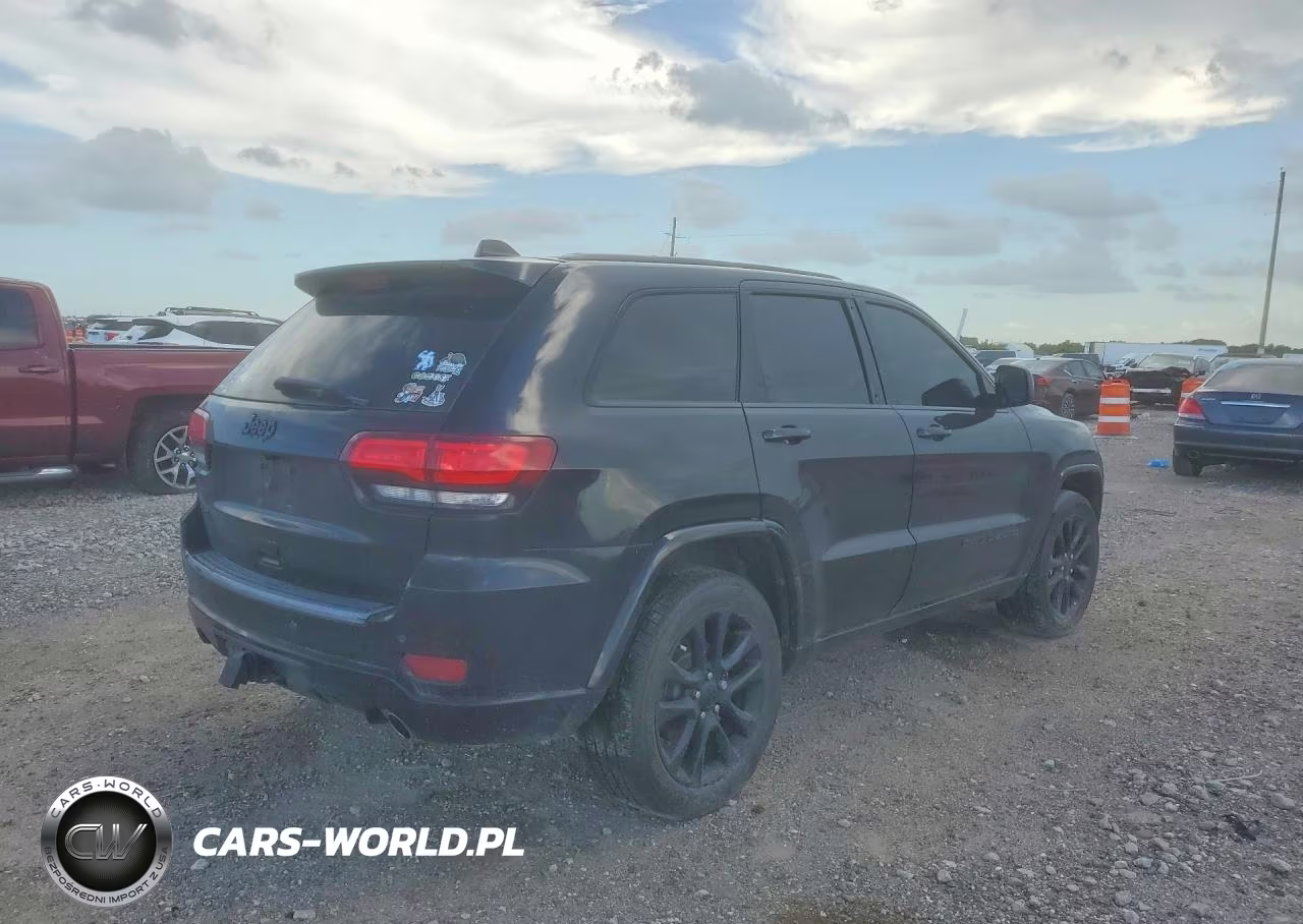 2020 Jeep Grand Cherokee Laredo VIN:1C4RJFAG5LC416700 - 3