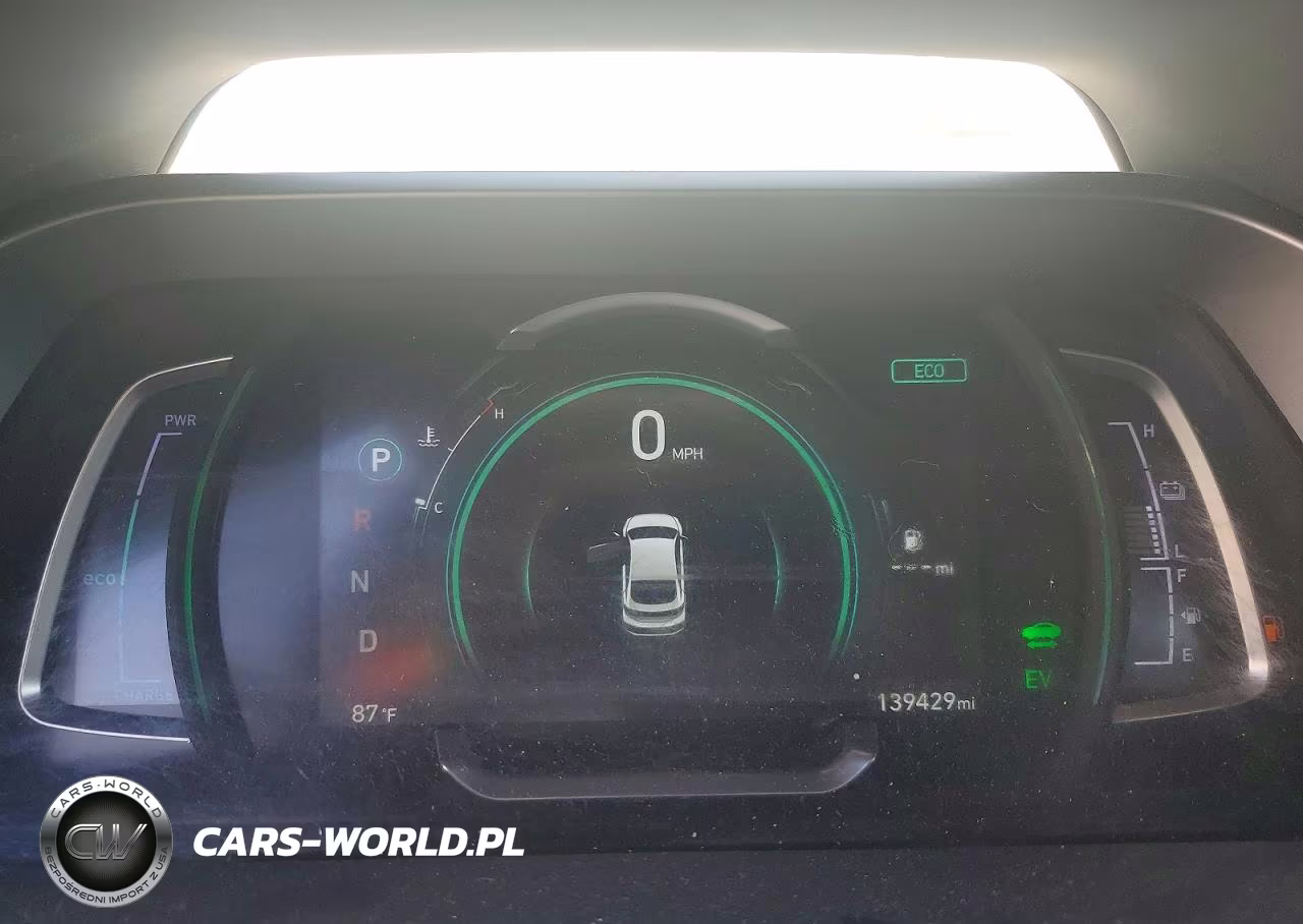 2020 Hyundai Ioniq Limited VIN:KMHC05LC4LU235140 - 9