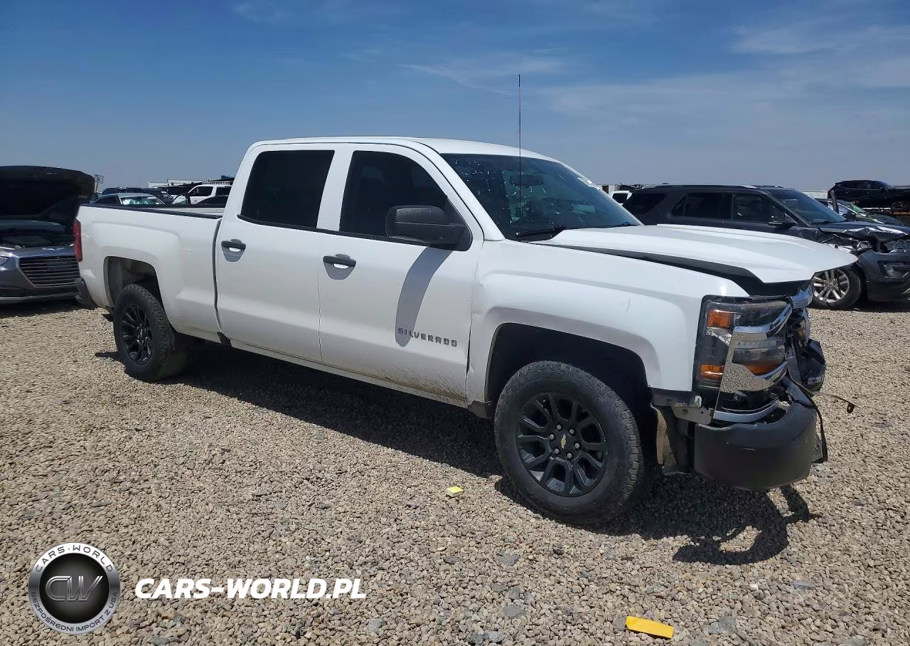2018 Chevrolet Silverado K1500 VIN:3GCUKNECXJG427307 - 4