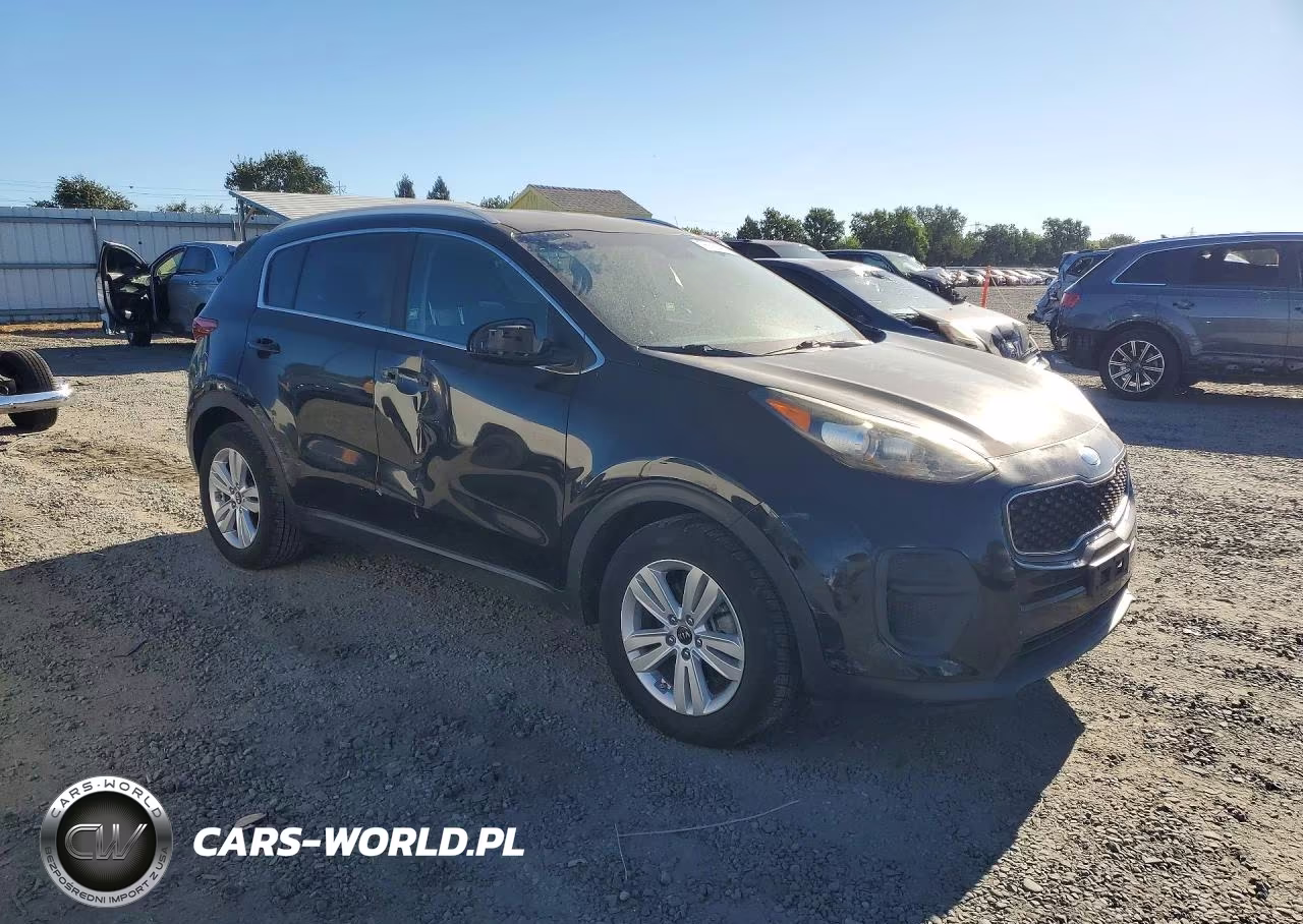 2018 Kia Sportage Lx VIN:KNDPM3AC0J7354557 - 4